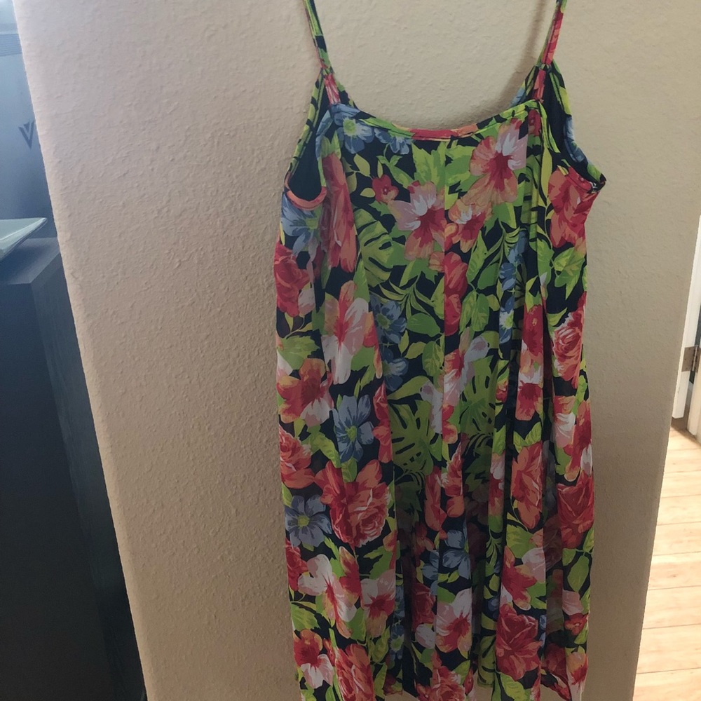 Cute floral shift dress